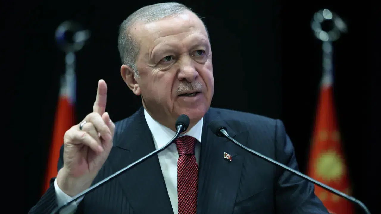 Cumhurbaşkanı Erdoğan’dan ‘bahisçi hakemler’ çıkışı: Hukuku ayaklar altına alamazsınız