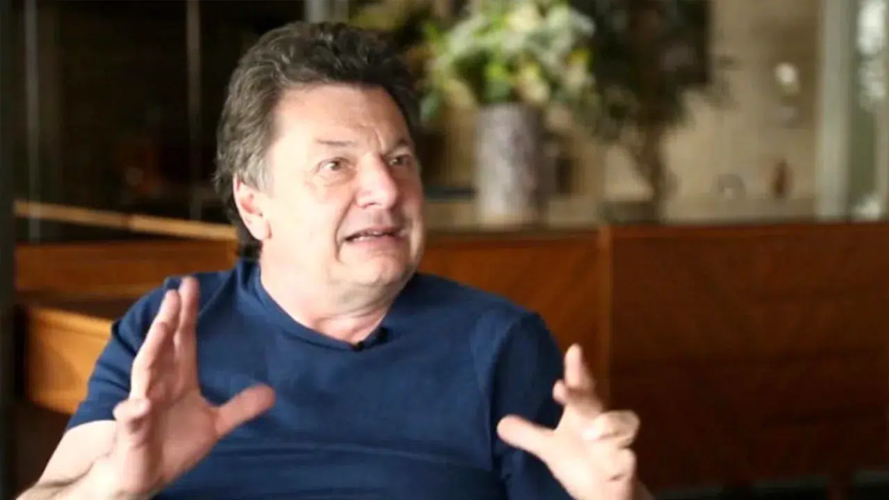 Vedat Milor özel okul ücretlerine veryansın etti: Bu rakamlara İngilizce dersini William Shakespeare versin