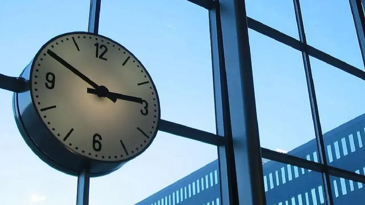 Kış saati geri mi geliyor? Türkiye’de saatler geri alınacak mı?