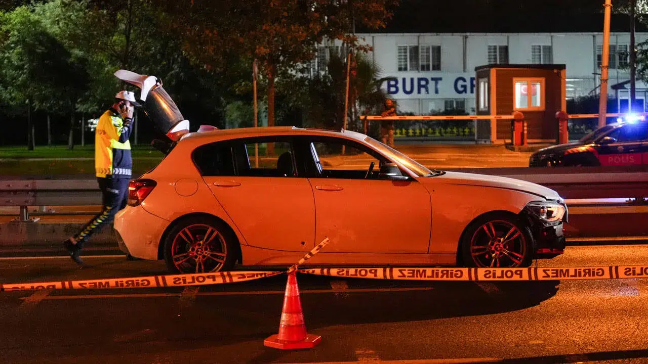 Bakırköy'de "dur" ihtarına uymayan şahıs vuruldu