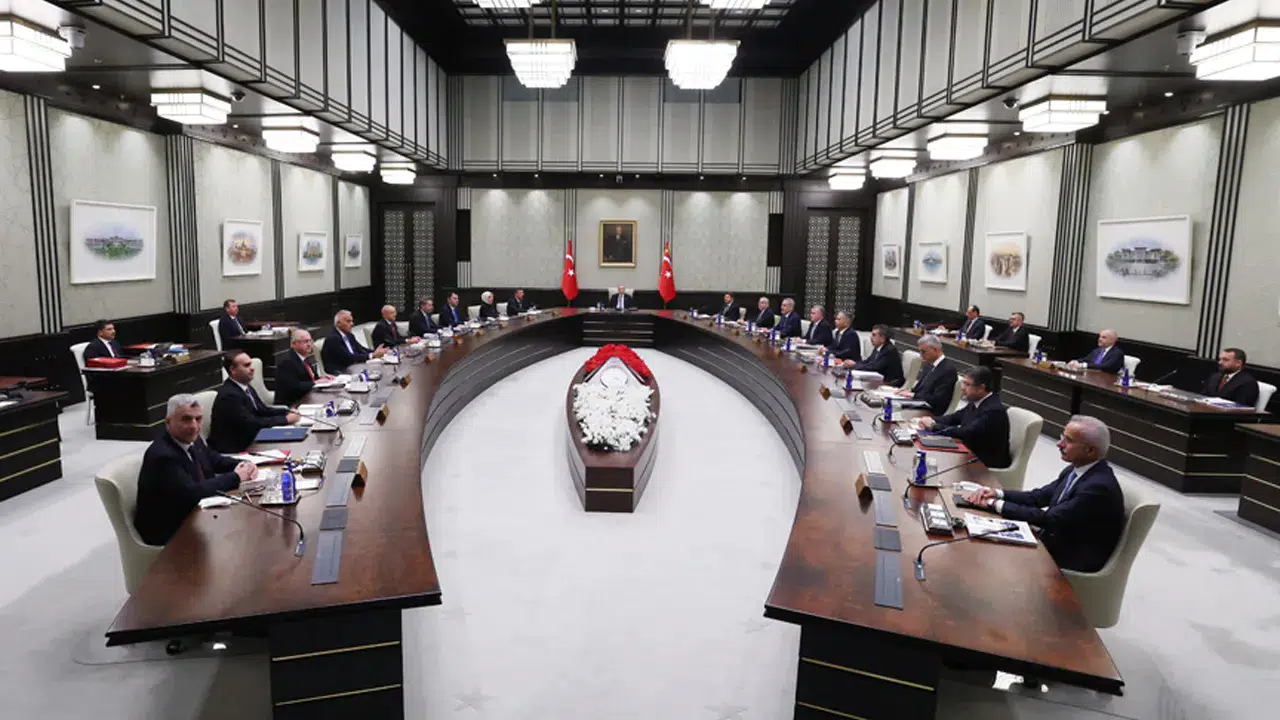 Cumhurbaşkanlığı Kabinesi toplanıyor: Gazze, eğitim, ekonomi ve çözüm süreci gündemde