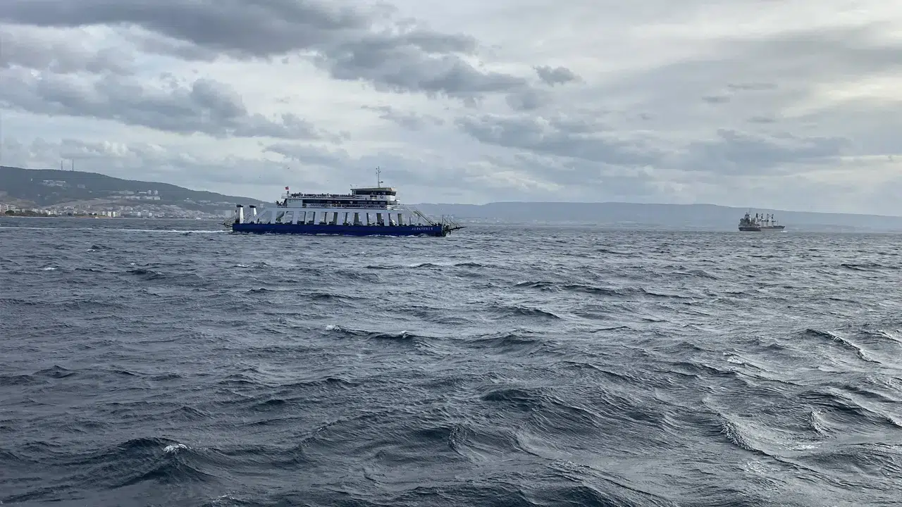 Gökçeada ve Bozcaada hattı seferlerinin bazıları fırtına sebebiyle iptal oldu!