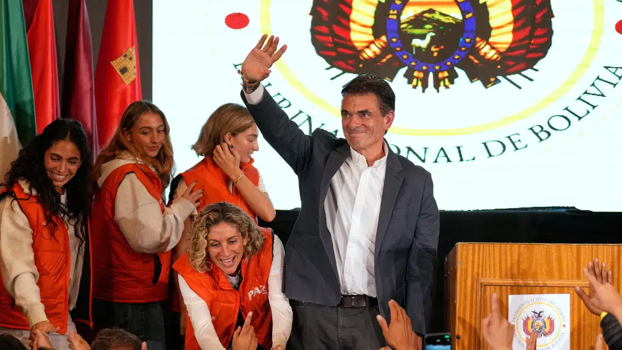 Rodrigo Paz, Bolivya’da devlet başkanı seçildi: 20 yıllık MAS iktidarı sona erdi