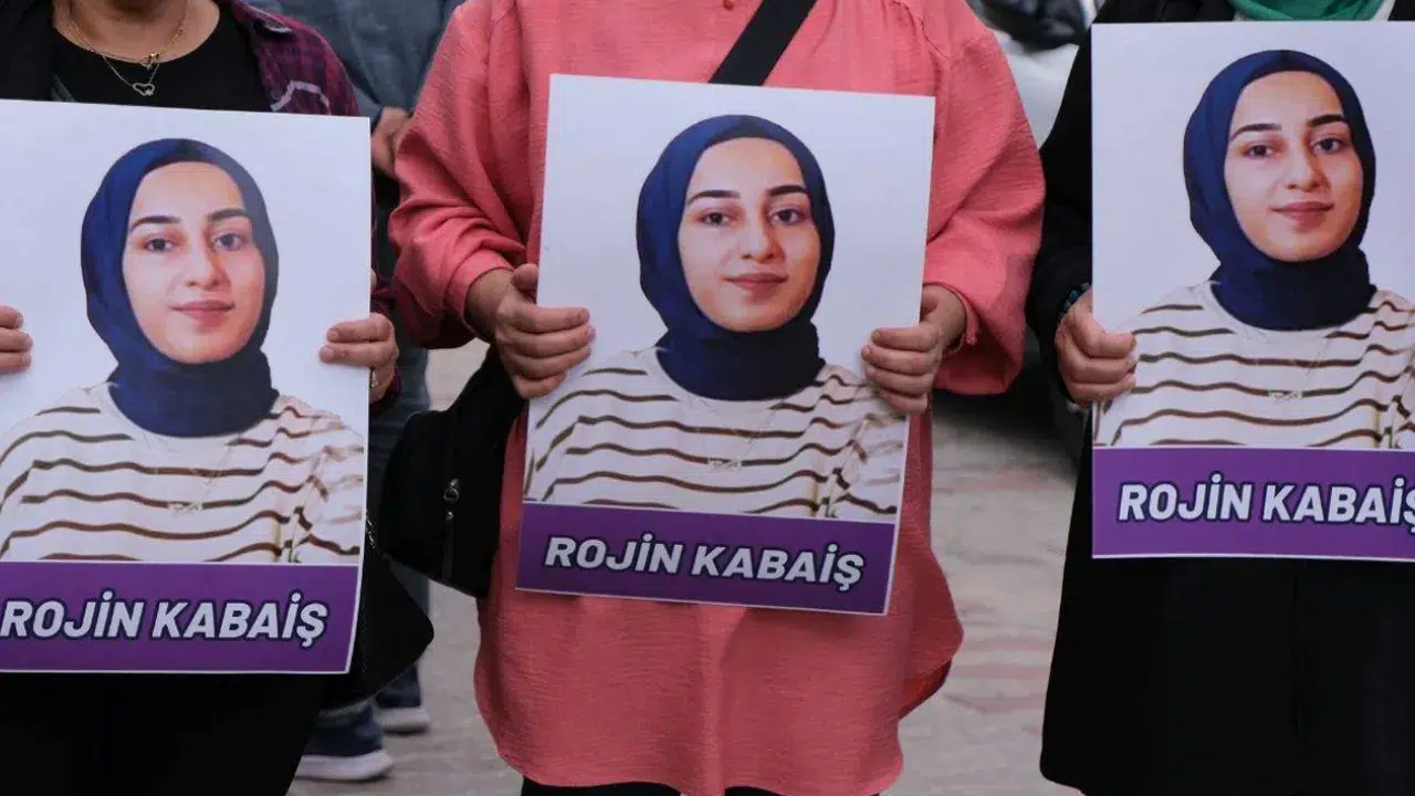 Rojin Kabaiş'in ismi, Van Büyükşehir Belediyesi Aile Politikaları Daire Başkanlığı Yaşam Merkezi'nde yaşayacak