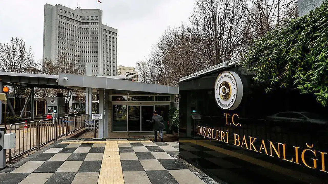 Türkiye’nin arabuluculuğunda Pakistan ile Afganistan arasında ateşkes sağlandı