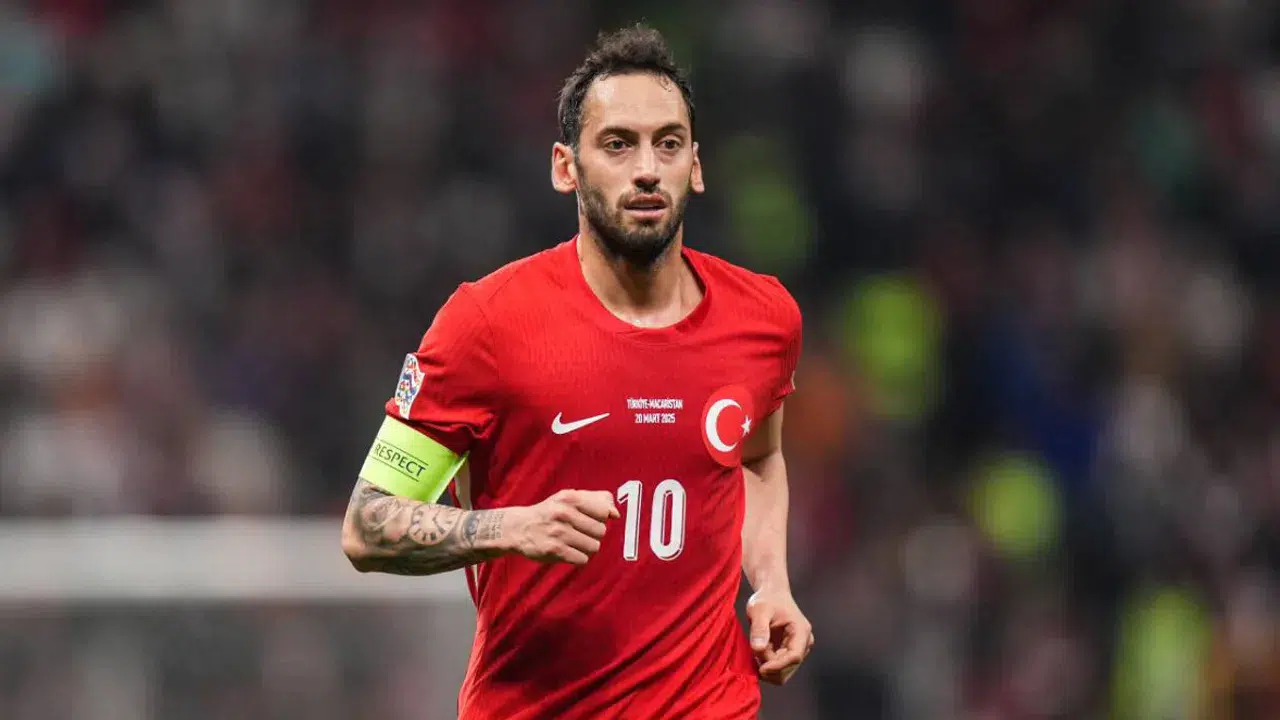 Hakan Çalhanoğlu Milli Takım ile dalya diyecek