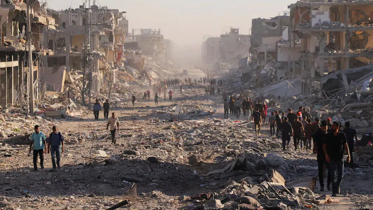 İsrail ordusu, Gazze'de ateşkesin resmen yürürlüğe girdiğini açıkladı