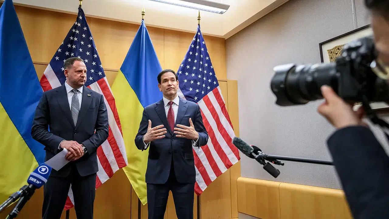 ABD ve Ukrayna, barış planının birçok maddesinde anlaşmaya vardı