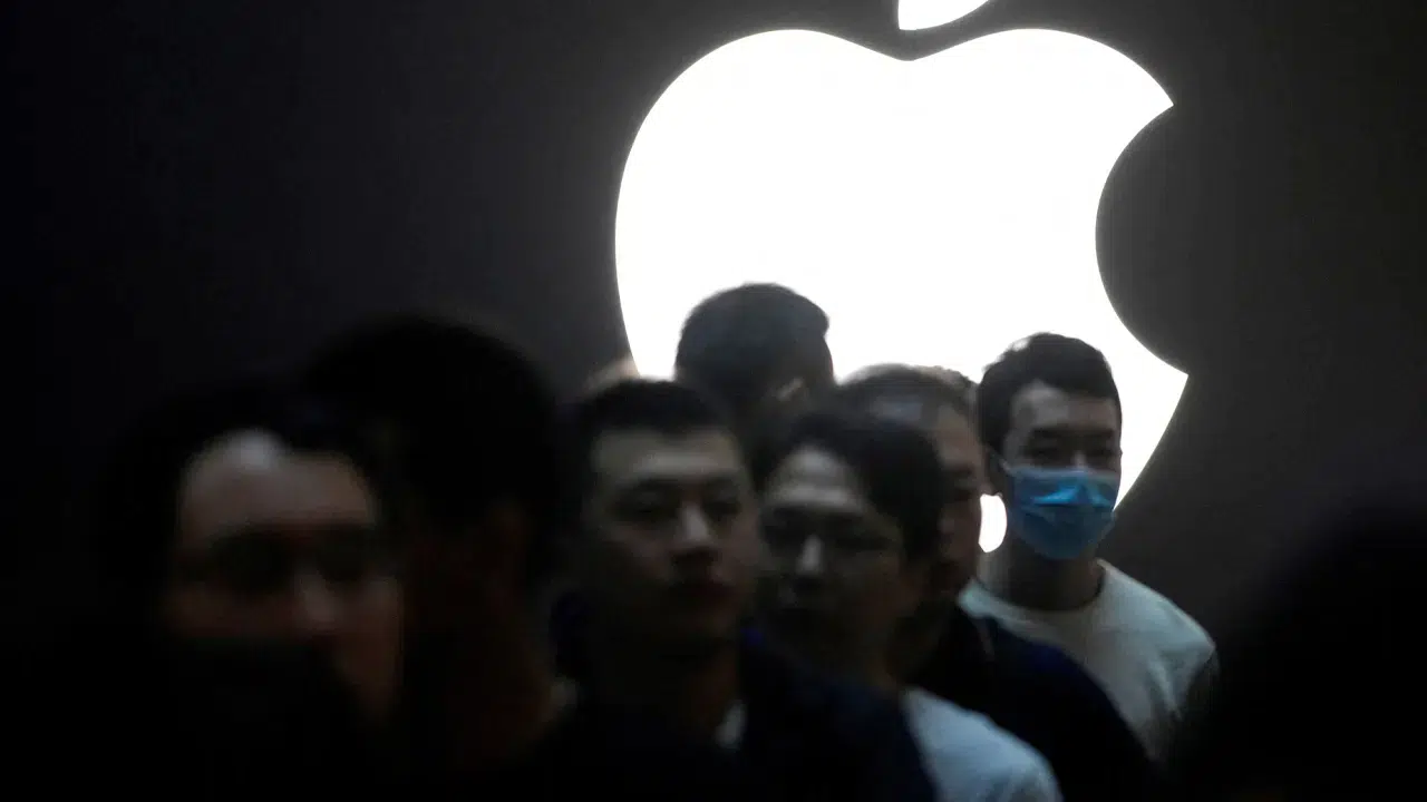 Apple, Çin’deki baskı sonrası eşcinsel tanışma uygulamalarını App Store’dan kaldırdı