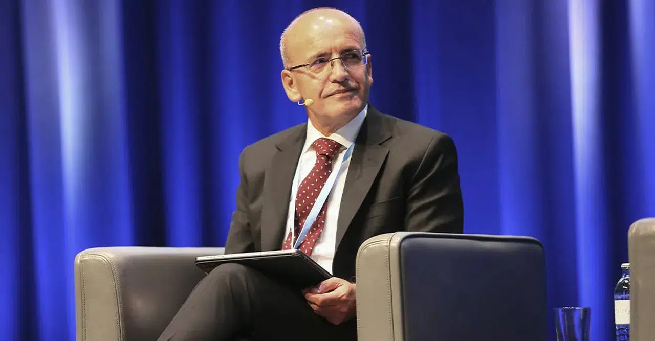 Mehmet Şimşek: “Yıllık enflasyon ekimde sınırlı da olsa geriledi”