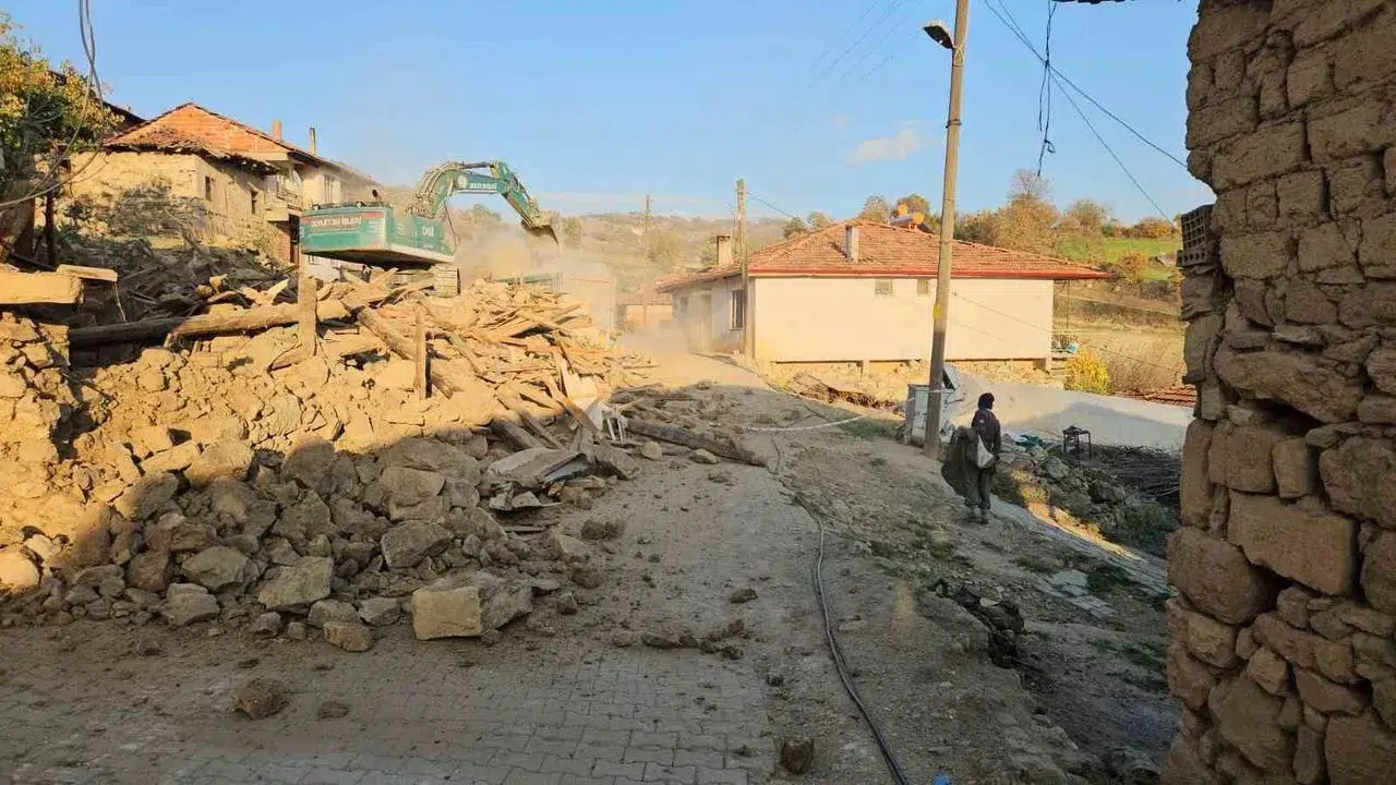 Sındırgı "Genel Hayata Etkili Afet Bölgesi" ilan edildi