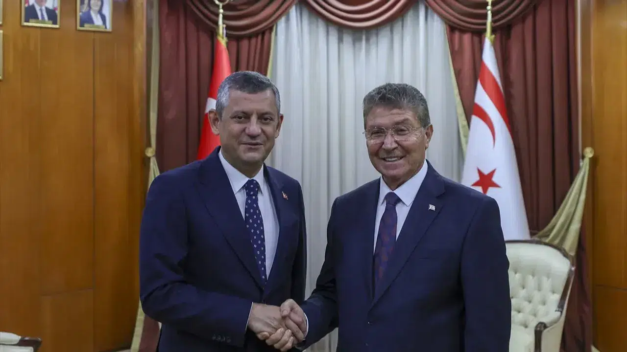CHP Genel Başkanı Özgür Özel'den KKTC'ye ziyaret