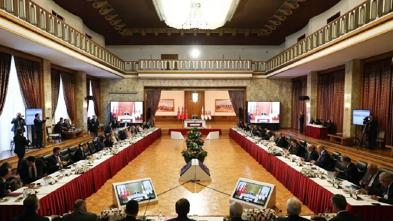 TBMM’de Milli Dayanışma Komisyonu toplantısı ertelendi