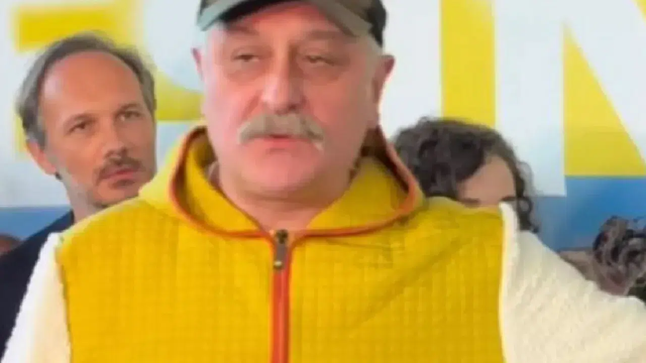 Güneşin Oğlu tiyatro oyunu basın toplantısında Onur Ünlü – Deniz Celiloğlu krizi: Neye uğradığını şaşırdı