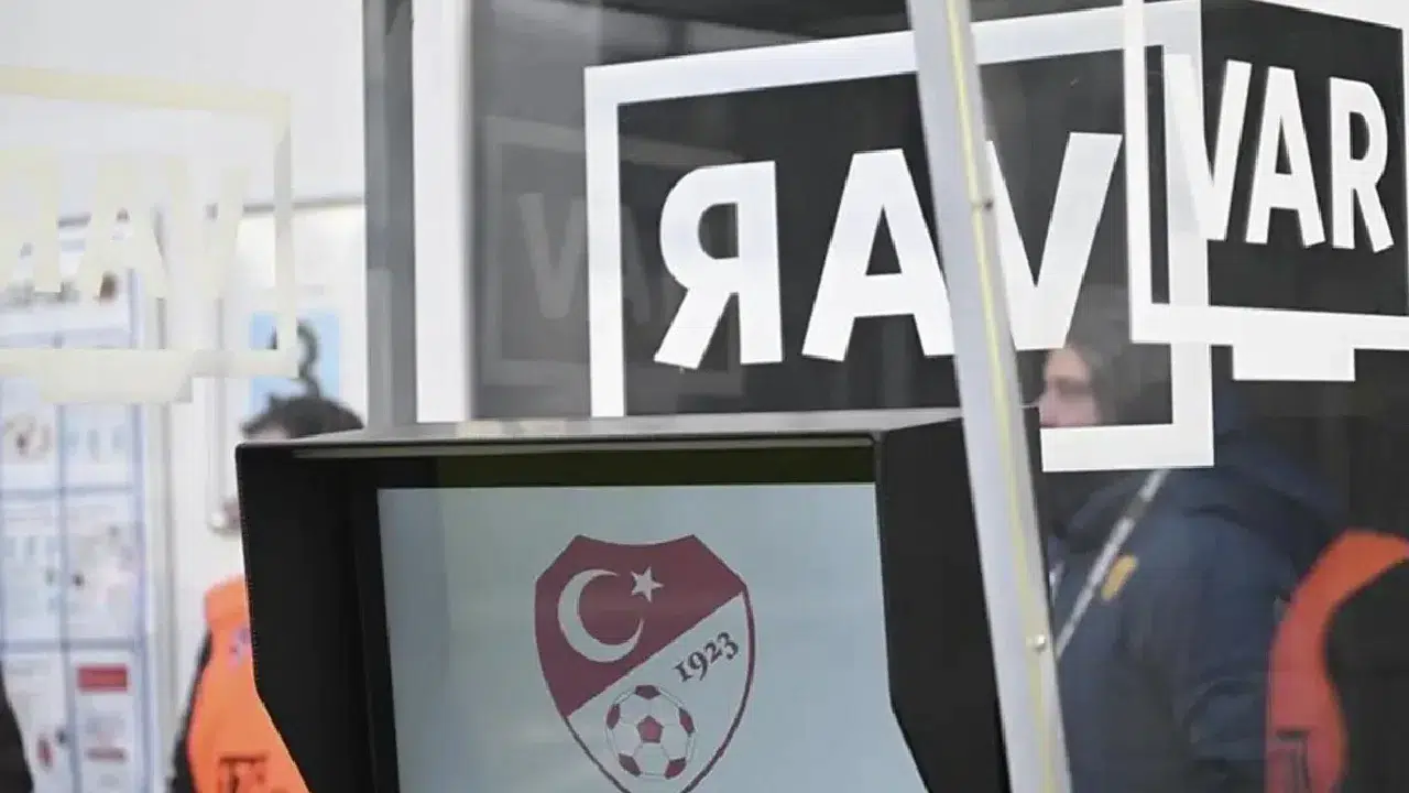 Galatasaray - Trabzonspor derbisinin VAR hakemi belli oldu