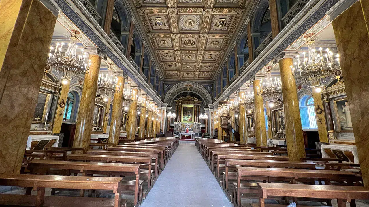 Saint Esprit Kilisesi nerede? Papa neden Saint Esprit Kilisesi'ne geldi?