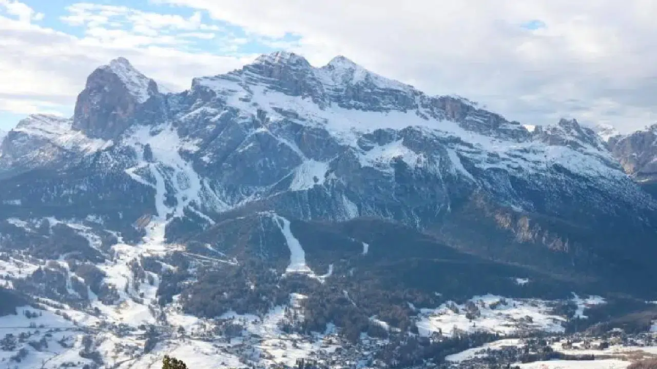 İtalya’da Alp Dağları’nda çığ: 5 ölü