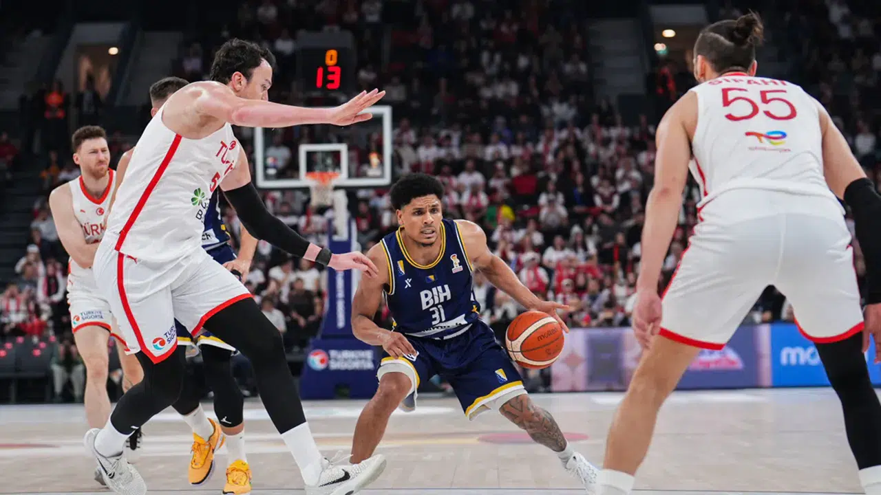 A Milli Basketbol Takımı, Bosna Hersek'i 93-71 mağlup etti