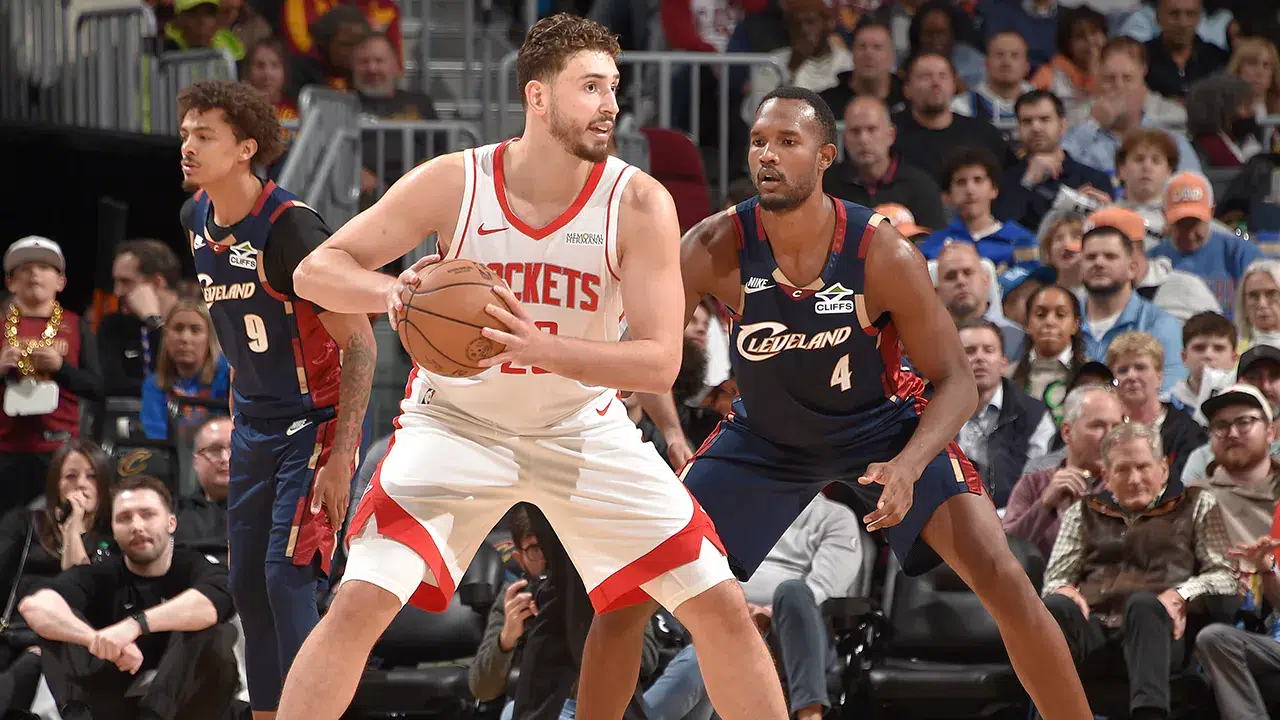 Alperen Şengün, 'double double'ı ile Rockets'ın galibiyet serisini 5 maça çıkardı!