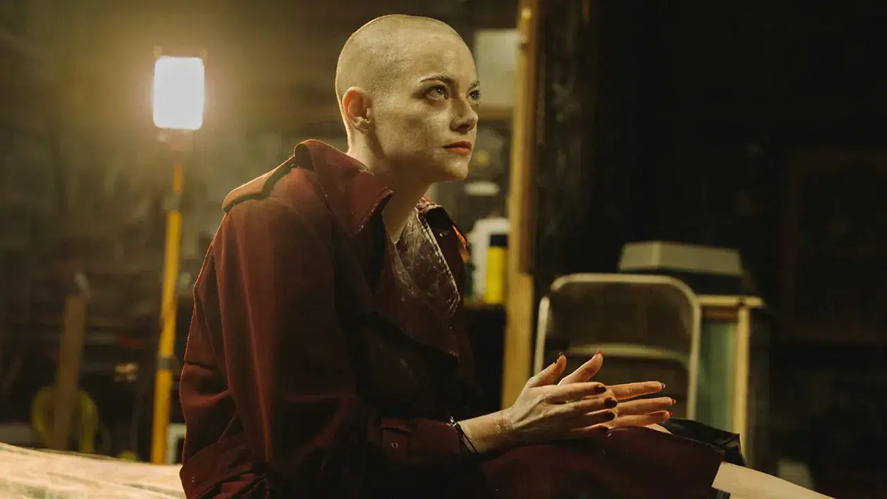 Emma Stone, Lanthimos'un ‘Bugonia’ filmi için saçlarını kazıtmaya nasıl ikna oldu?