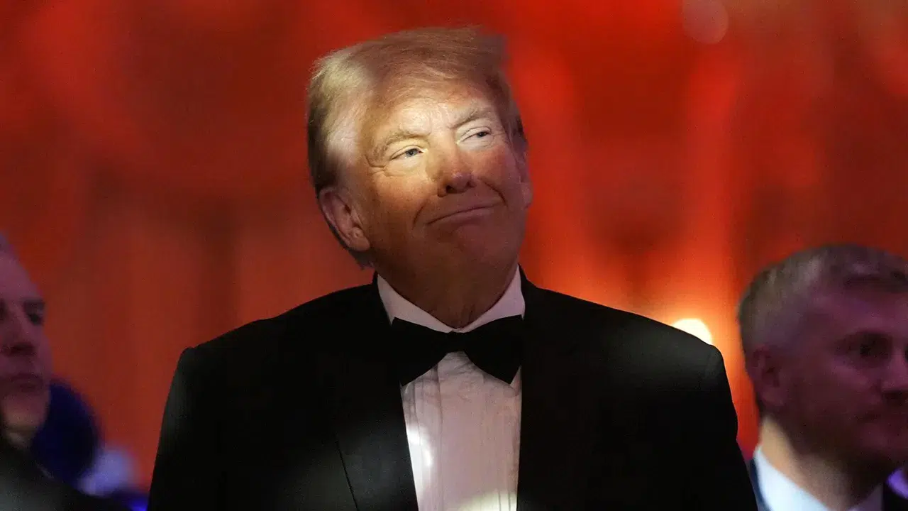 Trump, CNN'in satılması gerektiğini düşünüyor