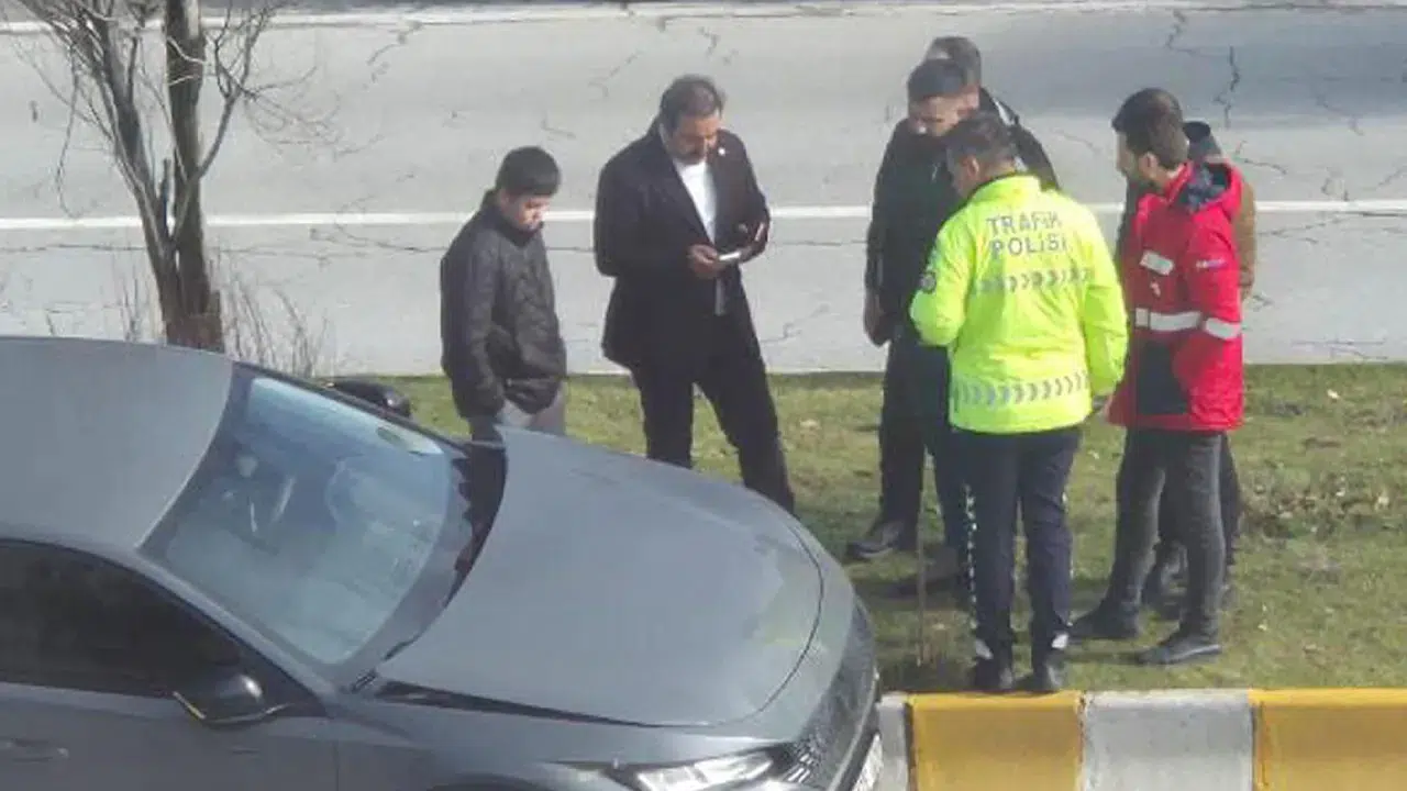 Şırdancı Mehmet'in vukuatları bitmiyor: Bu kez de arabayla bir kadına çarptı