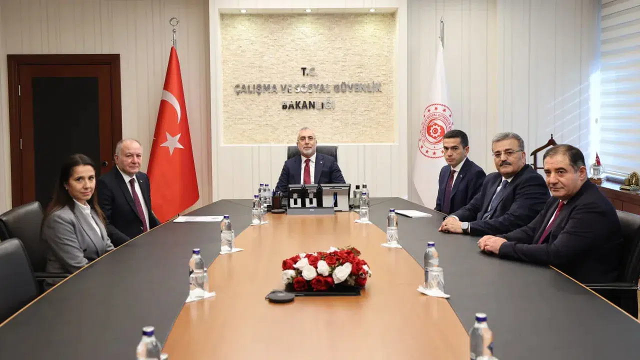 Asgari Ücret Komisyonu ilk toplantısını yaptı: TÜRK-İŞ masaya oturmadı, ikinci toplantı tarihi belli oldu