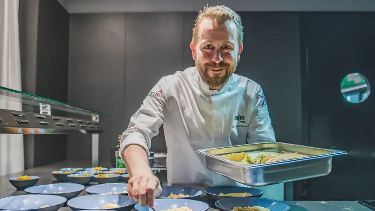 Ömür Akkor kimdir? MasterChef konuğu Şef Ömür Akkor kaç yaşında ve nereli?