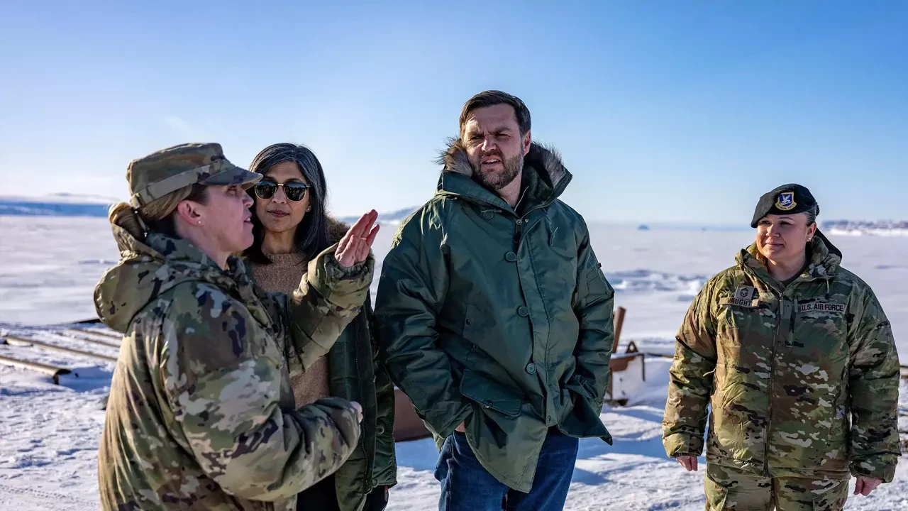 ABD Grönland Üssü Komutanı, JD Vance’e mesafe koyduğu için görevden alındı