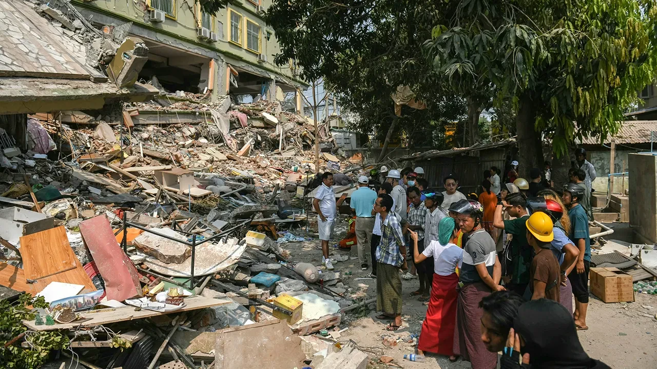 Myanmar'daki depremlerde ölenlerin sayısı 3 bini aştı