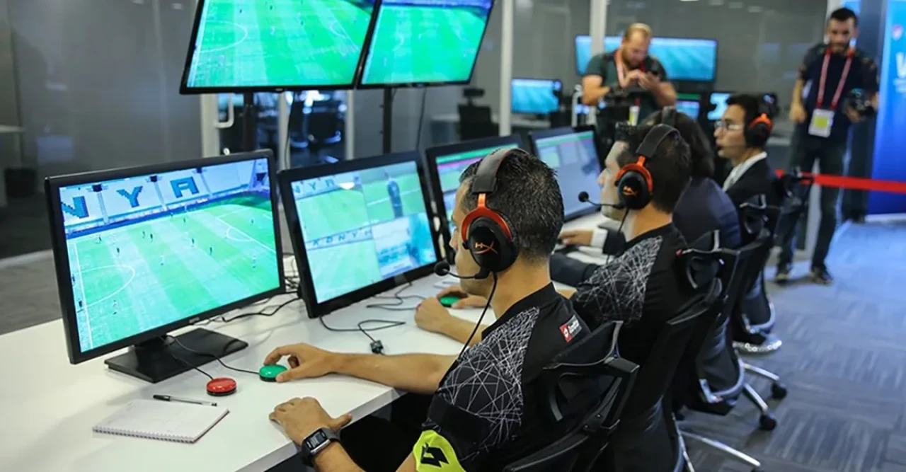 Kasımpaşa-Beşiktaş maçını VAR hakemi açıklandı