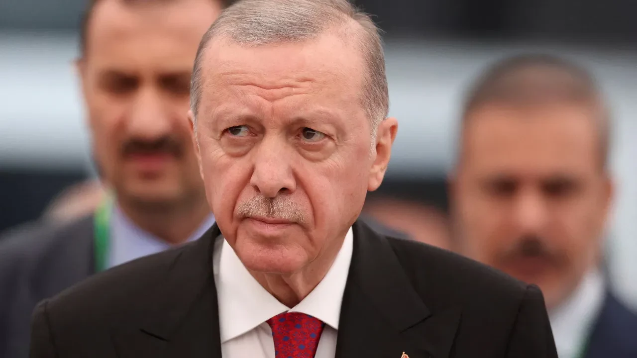 Cumhurbaşkanı Erdoğan’dan sanatçılara destek mesajı: Özgürlüklerimizi kimse elimizden alamaz