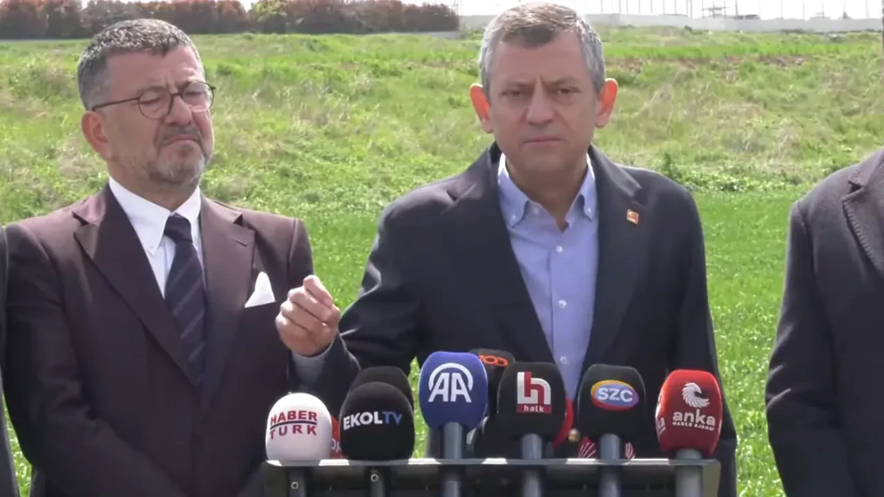 Özgür Özel'den İmamoğlu'na ziyaret: Görüşmede aramızda bir uyuşmazlık çıktı