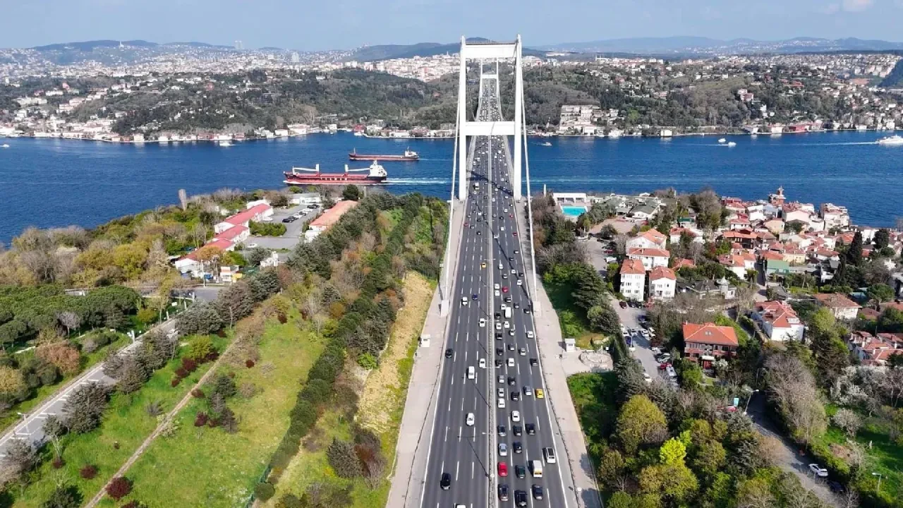 Fatih Sultan Mehmet Köprüsü'nde bayram dönüşü yoğunluğu