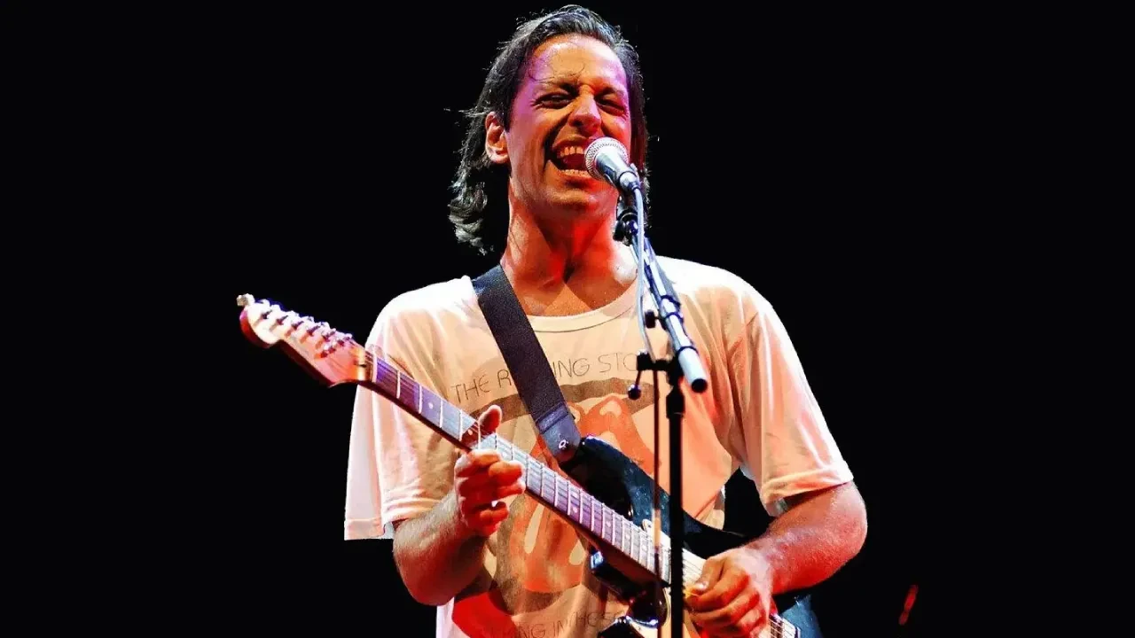 Kaan Tangöze'den iktidara eleştiri: Saddam'ın Irak'ı mı? Esad'ın Suriye'si mi?