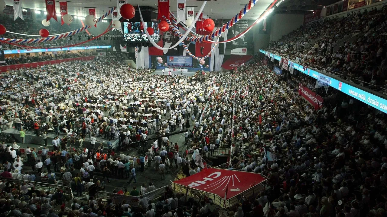 CHP kurultayı davaları birleştirildi