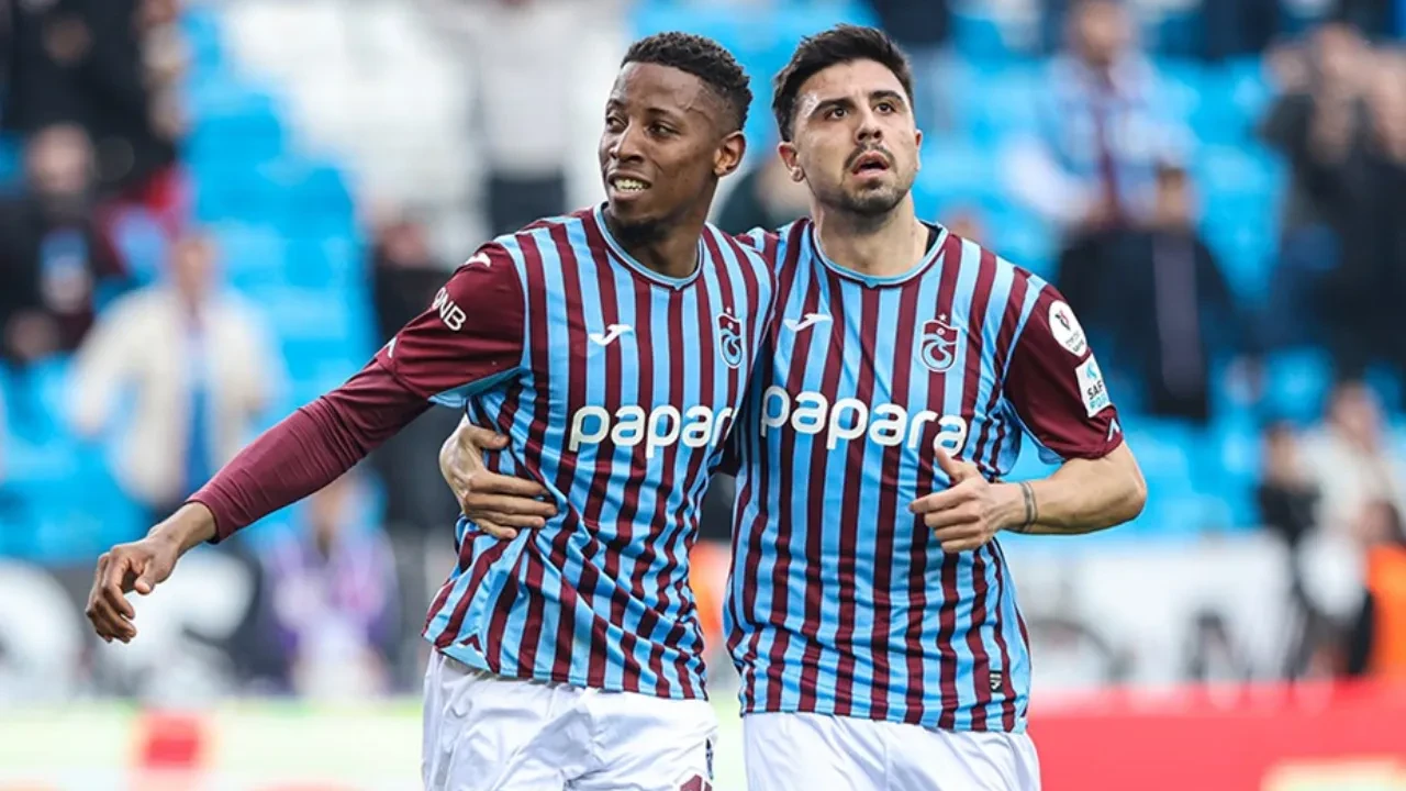 Trabzonspor, Alanyaspor'u 4-3 mağlup ederek üst üste 3. galibiyetini aldı