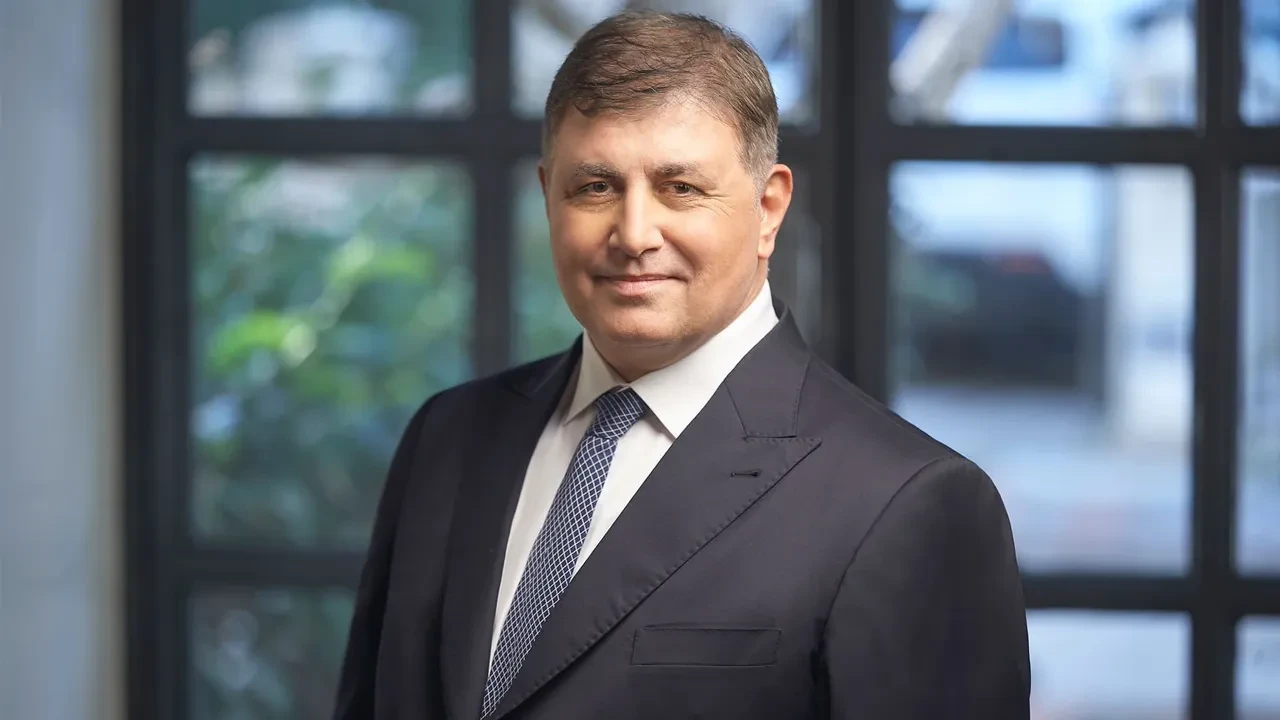 Cemil Tugay kimdir, nereli, kaç yaşında, aslen nereli?