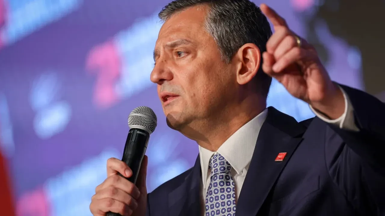 Özgür Özel: Cunta başkanı Erdoğan'a sesleniyorum