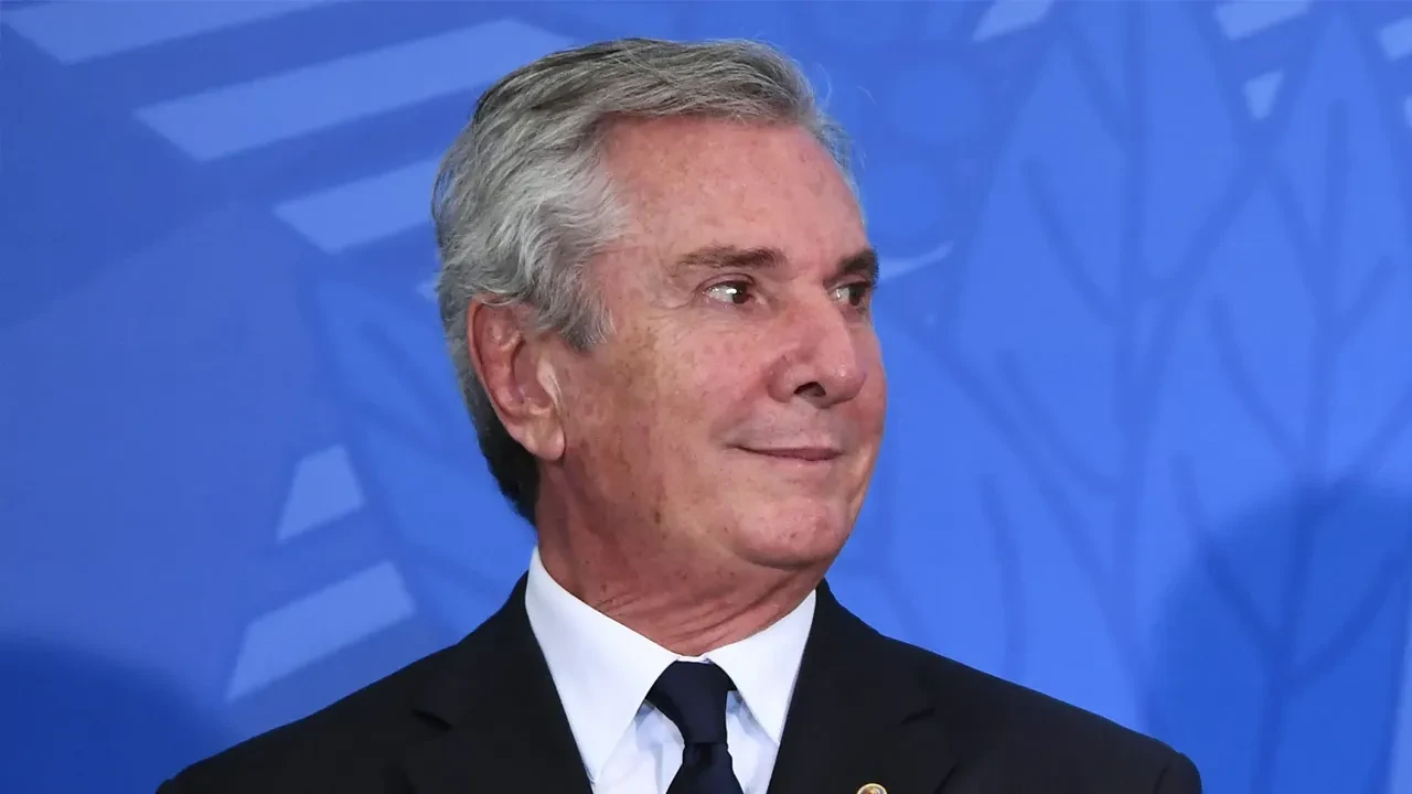 Brezilya Eski Devlet Başkanı Fernando Collor de Mello gözaltına alındı