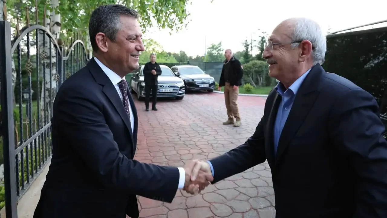 Kemal Kılıçdaroğlu'ndan Özgür Özel'e kutlama: "Başarılarınızın devamını dilerim"