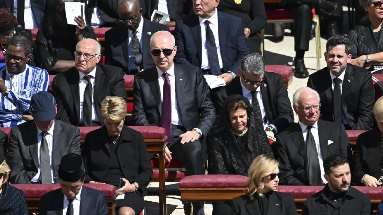 TBMM Başkanı Kurtulmuş, Papa Franciscus'un cenaze törenine katıldı