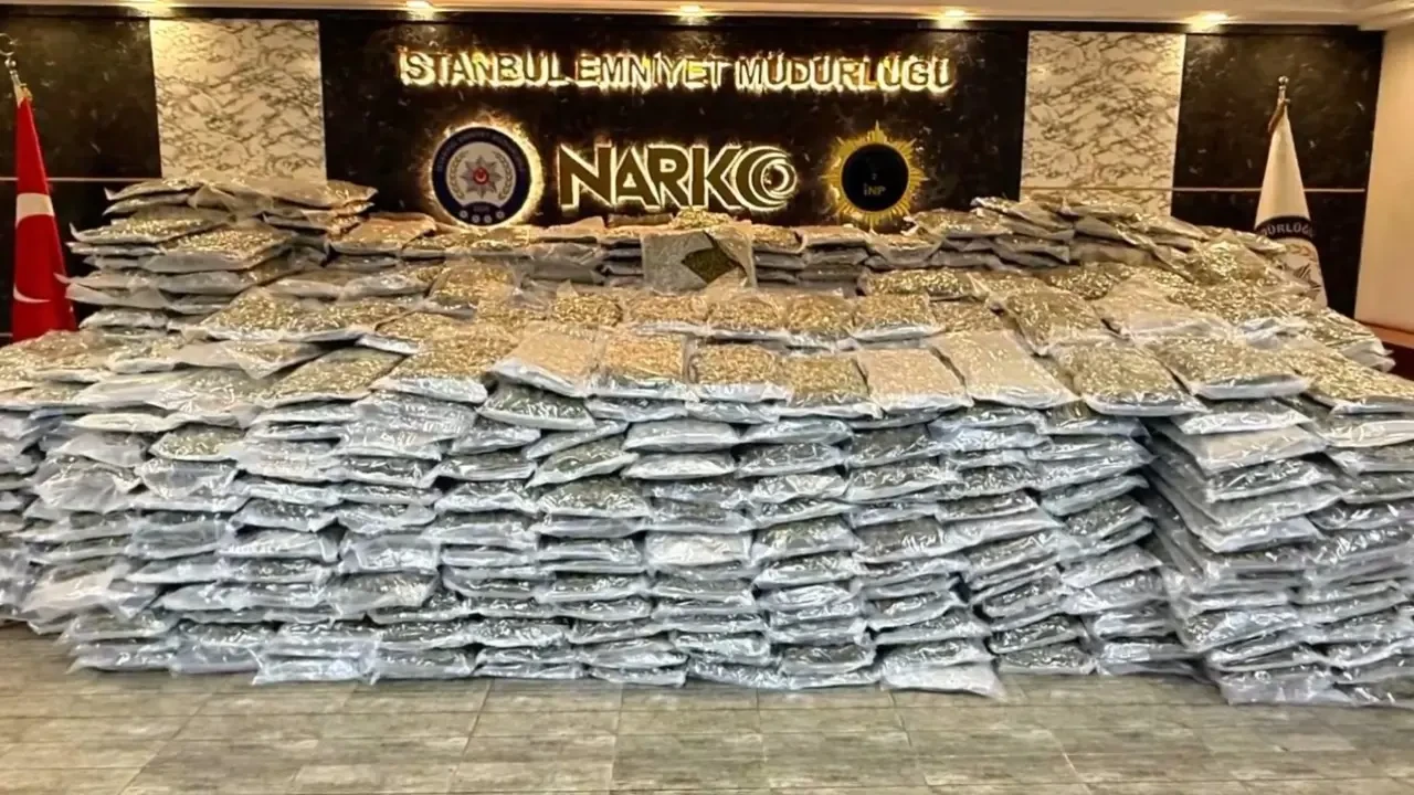 Başakşehir’de 880 kilogram uyuşturucu ele geçirildi