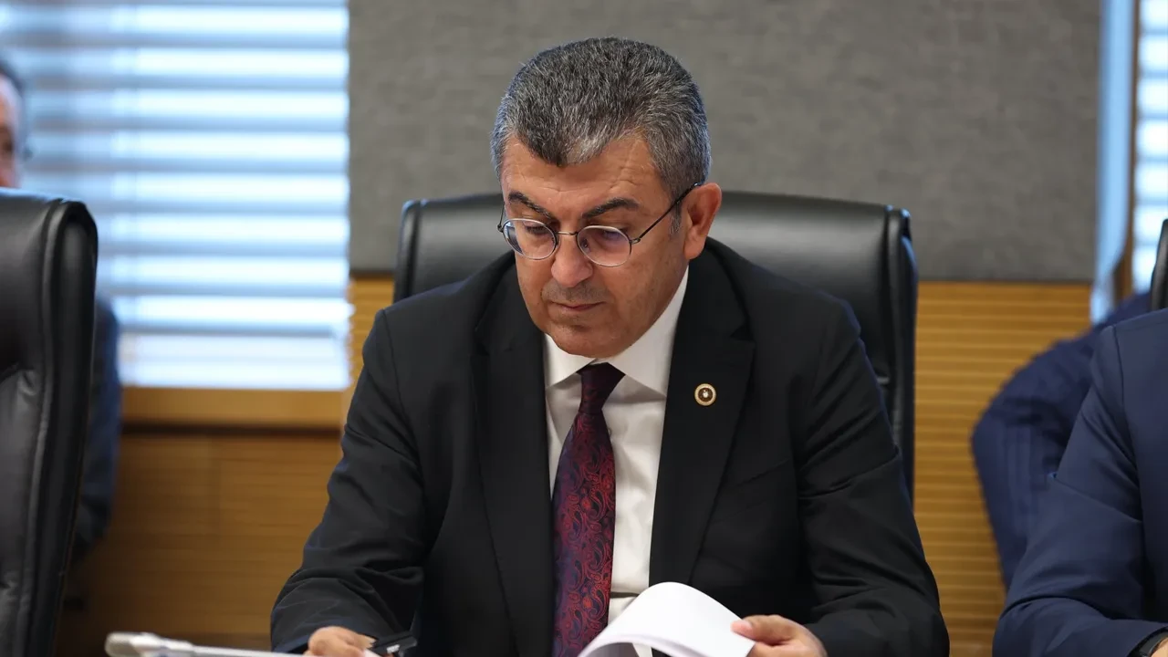 Gelecek Partisi milletvekili Hasan Ekici istifa etti: AK Parti'ye geçeceği iddia ediliyor