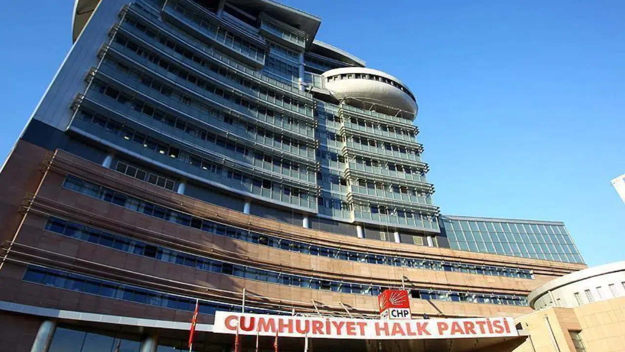 CHP’den İBB'ye yönelik 5. dalga operasyonuna karşı olağanüstü toplantı kararı