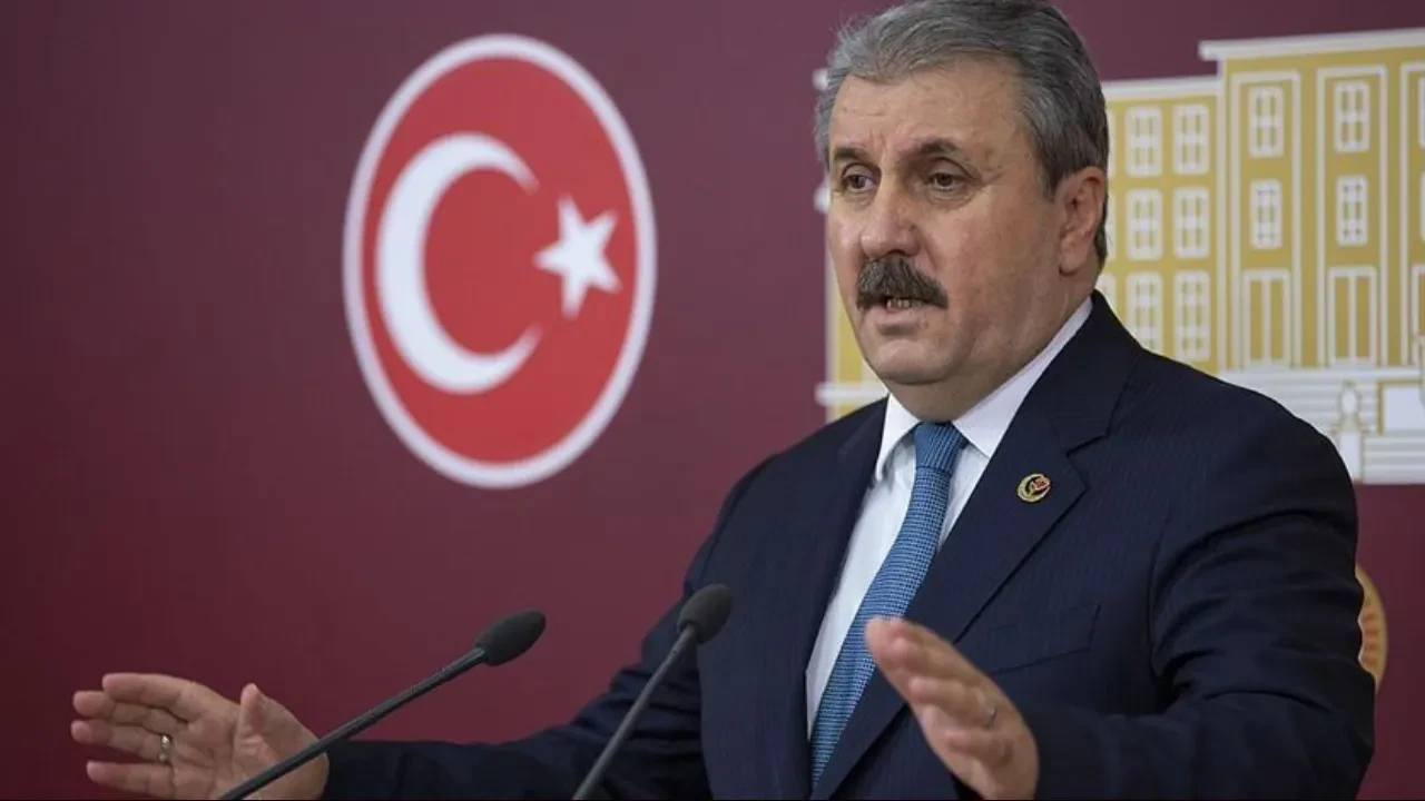 BBP: PKK'nın silah bırakması bir teslimiyet ve stratejik manevra!