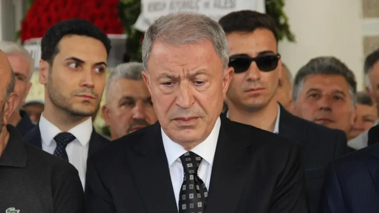 Hulusi Akar'ın acı kaybı