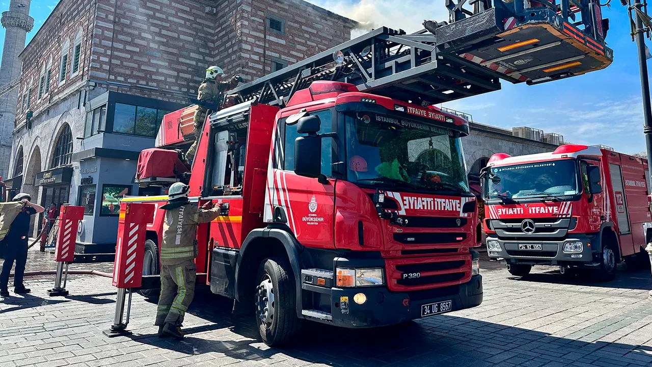 "İstanbul'da büyük bir deprem olduğu takdirde şehir dışından yardım gelmeli, başka yolu yok"
