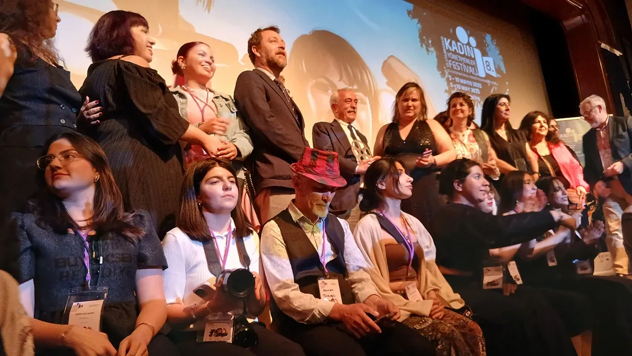 8. Uluslararası Kadın Yönetmenler Festivali "Göründüğü Gibi Değil" temasıyla İzmir'de başladı