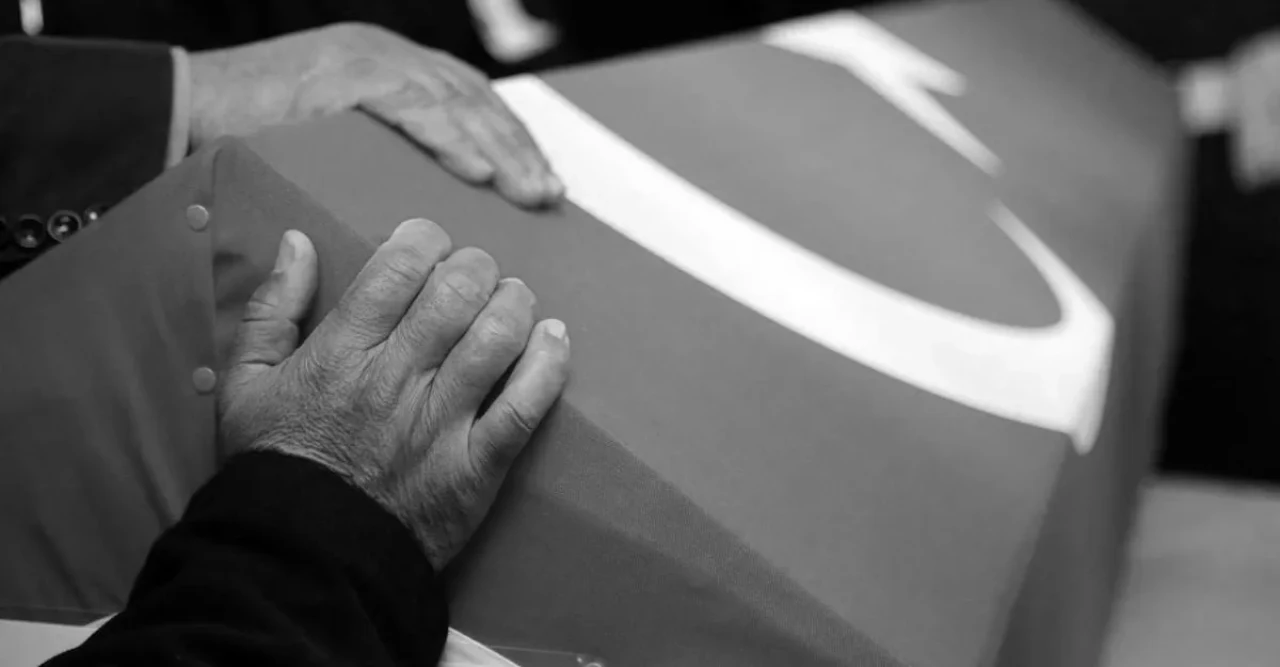 Pençe-Kilit harekatı bölgesinde yıldırım düşmesi sonucu 1 asker şehit oldu